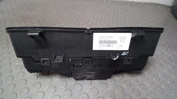 Foto: TACHOEINHEIT/ KOMBIINSTRUMENT eines VW Golf 1.6 FSI