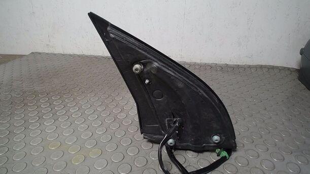 Foto: AUSSENSPIEGEL ELEKTRISCH VERSTELLBAR LINKS eines VW Golf 1.6 FSI