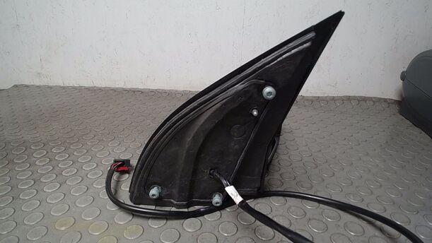 Foto: AUSSENSPIEGEL ELEKTRISCH VERSTELLBAR RECHTS eines VW Golf 1.6 FSI
