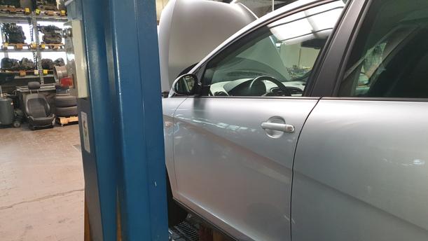 Foto: TÜR VORNE LINKS eines Seat Altea 1.6