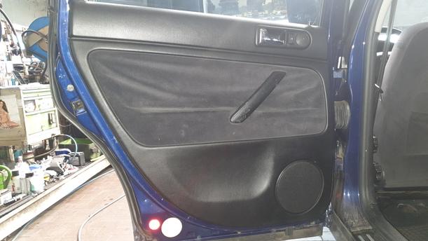 Foto: TÜR HINTEN LINKS ( VARIANT ) eines VW Passat Variant 1.9 TDI