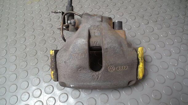 Foto: BREMSSATTEL VORN LINKS ( ATE 57 ) eines VW Passat Variant 1.9 TDI