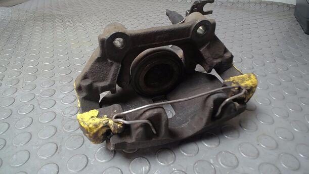 Foto: BREMSSATTEL VORN LINKS ( ATE 57 ) eines VW Passat Variant 1.9 TDI