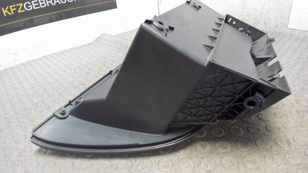 Foto: HANDSCHUHFACH eines Seat Altea 1.6