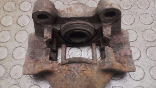 Foto: BREMSSATTEL HINTEN LINKS eines Opel Omega GL