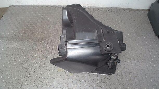 Foto: LUFTFILTERKASTEN AVF eines VW Passat Variant 1.9 TDI GL