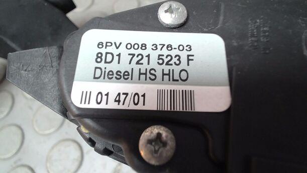 Foto: GASPEDAL eines VW Passat Variant 1.9 TDI GL