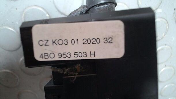 Foto: SCHEIBENWISCHERSCHALTER eines VW Passat Variant 1.9 TDI GL