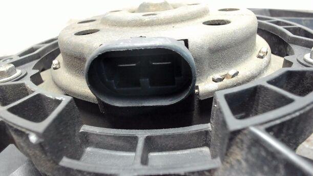 Foto: ELEKTROLÜFTER eines Renault Clio 1.4 16V GL