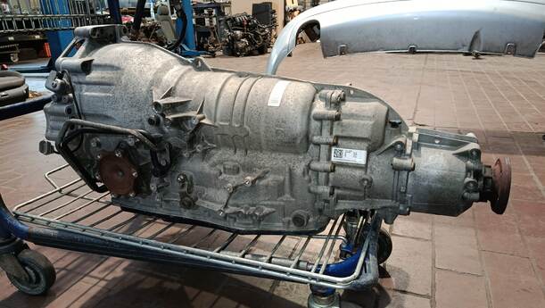Foto: AUTOMATIKGETRIEBE ( HST ) eines Audi A6 2.7 TDI tiptronic quattro GL