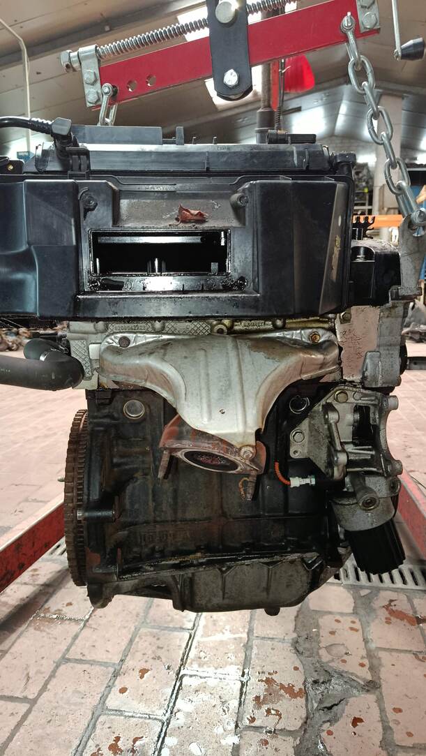 Foto: MOTOR D4F712 eines Renault Kangoo 1.2 16V GL