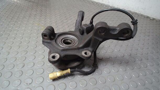 Foto: ACHSSCHENKEL VORN LINKS ( ABS ) eines Renault Kangoo 1.2 16V GL