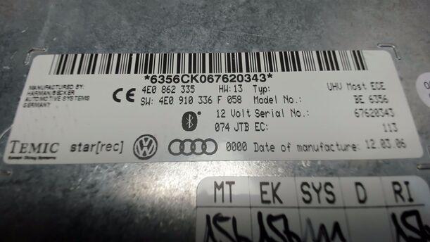 Foto: BLUETOOTHSTEUERGERÄT / INTERFACEBOX eines Audi A6 2.7 TDI tiptronic quattro GL