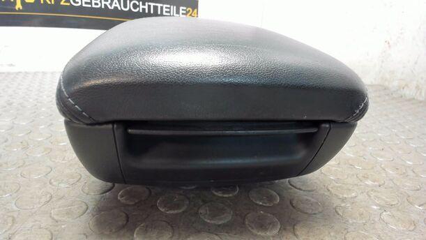 Foto: MITTELARMLEHNE ( LEDER ) eines Audi A6 2.7 TDI tiptronic quattro GL