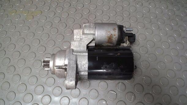 Foto: ANLASSER ( SCHALTGETRIEBE ) eines Seat Altea 1.6 GL