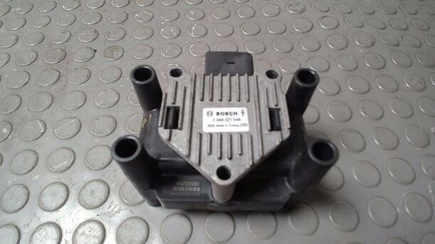 Foto: ZÜNDSPULE ( BOSCH ) eines Seat Altea 1.6 GL
