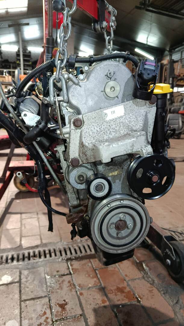 Foto: MOTOR Z13DT eines Opel Tigra Twin Top 1.3 CDTI