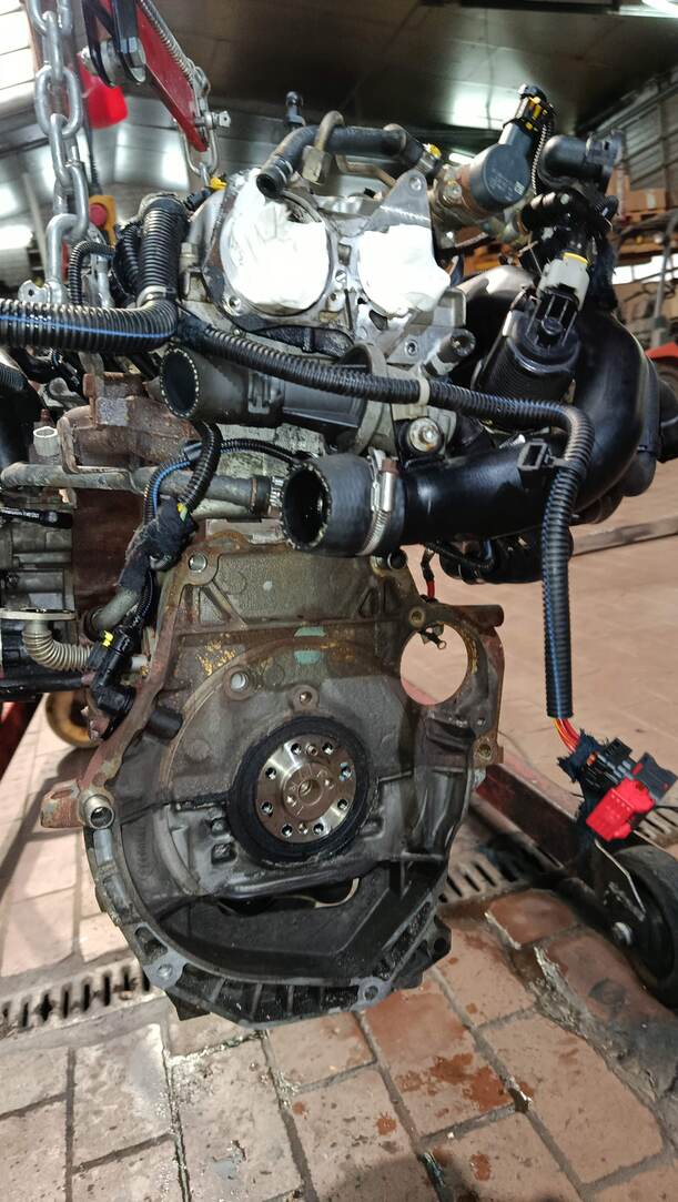 Foto: MOTOR Z13DT eines Opel Tigra Twin Top 1.3 CDTI