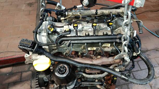 Foto: MOTOR Z13DT eines Opel Tigra Twin Top 1.3 CDTI