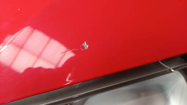 Foto: MOTORHAUBE eines Opel Tigra Twin Top 1.3 CDTI