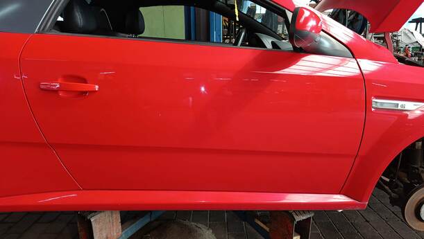 Foto: TÜR RECHTS eines Opel Tigra Twin Top 1.3 CDTI