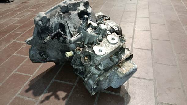 Foto: SCHALTGETRIEBE F17 3,55 eines Opel Tigra Twin Top 1.3 CDTI