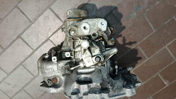 Foto: SCHALTGETRIEBE F17 3,55 eines Opel Tigra Twin Top 1.3 CDTI