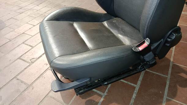 Foto: BEIFAHERSITZ/ SITZ RECHTS eines Opel Tigra Twin Top 1.3 CDTI