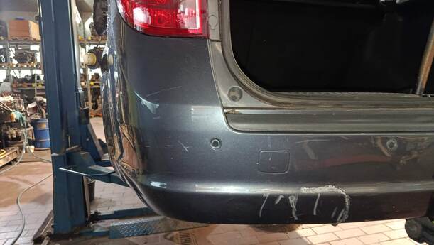 Foto: STOSSFÄNGER/ STOßSTANGE HINTEN ( KOMBI ) eines Kia Ceed 1.4 CVVT SW ISG