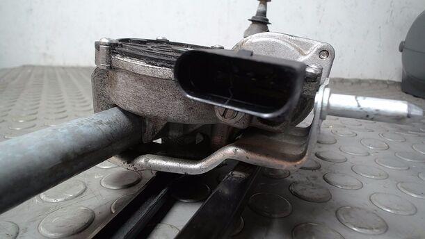 Foto: SCHEIBENWISCHERMOTOR VORN eines Seat Ibiza SC 1.0 Eco TSI S&S
