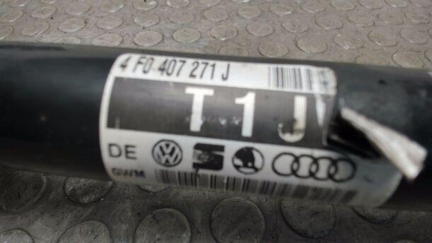 Foto: ANTRIEBSWELLE VORNE LINKS ( AUTOMATIK ) eines Audi A6 2.7 TDI tiptronic quattro
