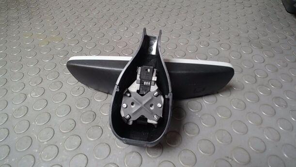 Foto: INNENSPIEGEL AUTOMATISCH ABBLENDBAR eines Seat Ibiza SC 1.0 Eco TSI S&S