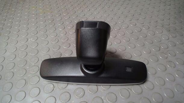 Foto: INNENSPIEGEL AUTOMATISCH ABBLENDBAR eines Seat Ibiza SC 1.0 Eco TSI S&S