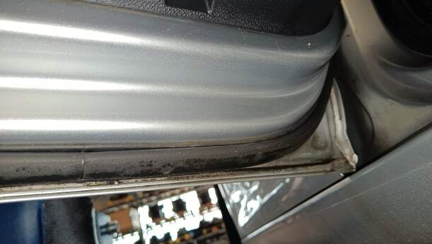 Foto: TÜR HINTEN LINKS ( VARIANT ) eines VW Golf Variant 1.6 TDI DPF Ghia