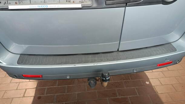 Foto: STOSSFÄNGER / STOßSTANGE HINTEN eines Fiat Doblo Cargo DPF Ghia