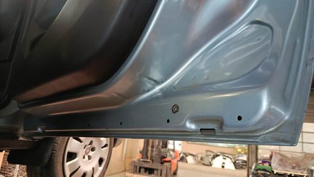 Foto: TÜR VORNE RECHTS eines Fiat Doblo Cargo DPF Ghia