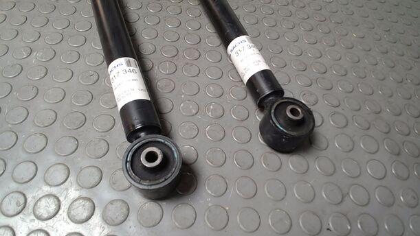 Foto: STOSSDÄMPFERPAAR  HINTEN ( SACHS ) eines Seat Ibiza SC 1.0 Eco TSI S&S Ghia