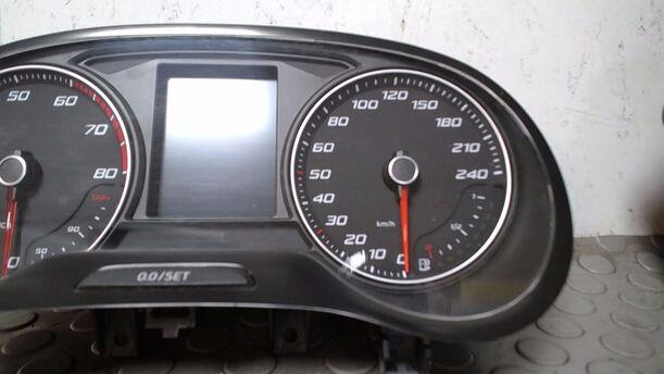 Foto: TACHOEINHEIT/ KOMBIINSTRUMENT eines Seat Ibiza SC 1.0 Eco TSI S&S Ghia