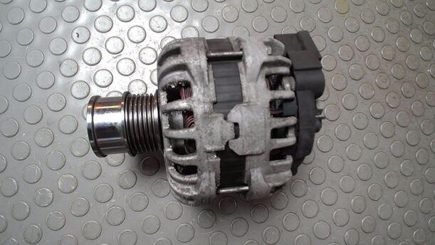 Foto: LICHTMASCHINE ( 110A ) eines Seat Ibiza SC 1.0 Eco TSI S&S Ghia