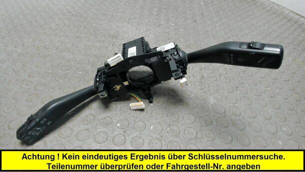 Foto: LENKSTOCKSCHALTER / KOMBISCHALTER eines VW Golf Variant 1.6 TDI DPF Ghia