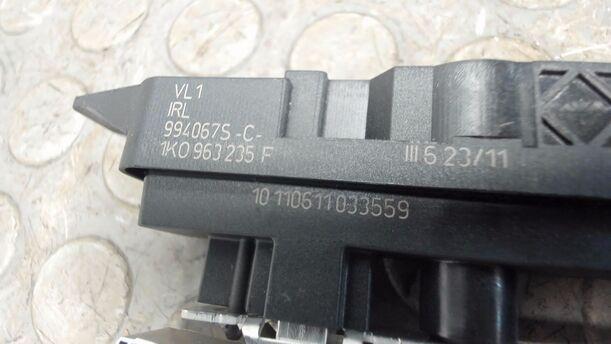 Foto: ZUSATZHEIZUNG ELEKTRISCH eines VW Golf Variant 1.6 TDI DPF Ghia