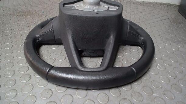 Foto: MULTIFUNKTIONSLENKRAD eines Seat Ibiza SC 1.0 Eco TSI S&S Ghia