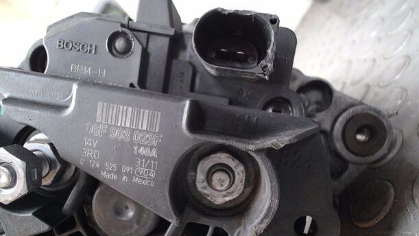 Foto: LICHTMASCHINE ( 140A ) eines VW Golf Variant 1.6 TDI DPF Ghia