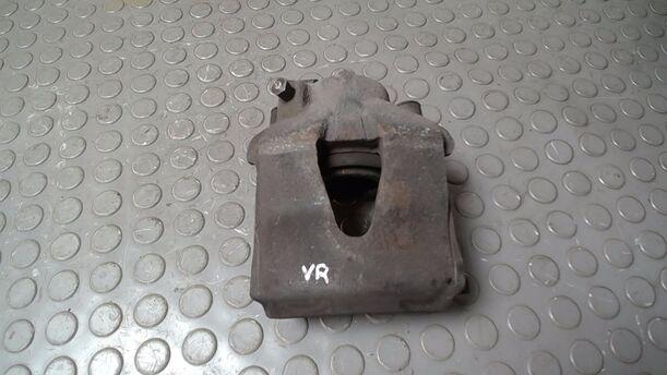 Foto: BREMSSATTEL VORN RECHTS eines VW Golf Variant 1.6 TDI DPF Ghia