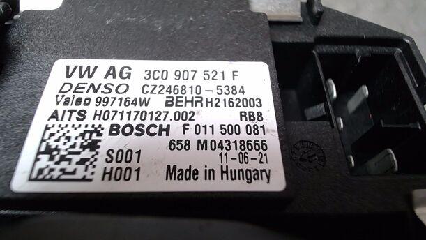 Foto: HEIZUNGSGEBLÄSE eines VW Golf Variant 1.6 TDI DPF GLS