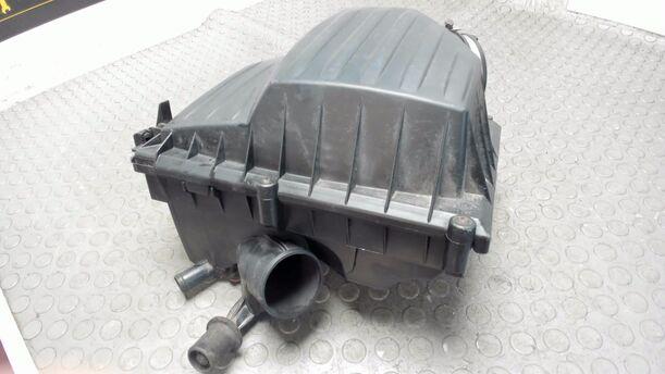 Foto: LUFTFILTERKASTEN eines Opel Tigra Twin Top 1.3 CDTI GLS