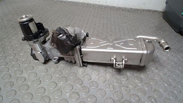 Foto: ABGASKÜHLER eines VW Golf Variant 1.6 TDI DPF GLS