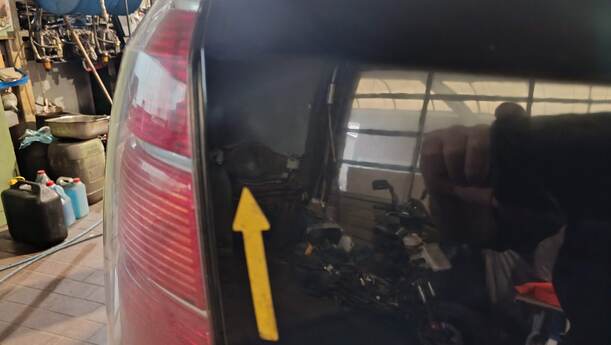 Foto: HECKKLAPPE / HECKDECKEL eines Opel Zafira 1.8 GLS