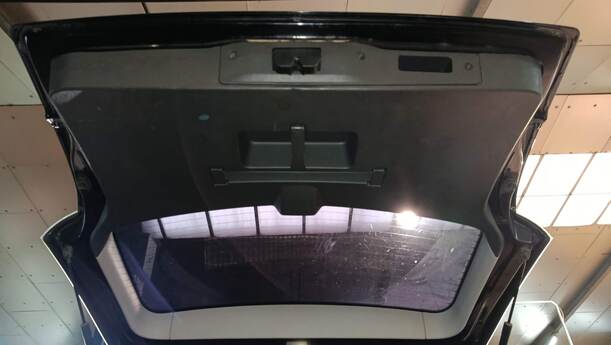Foto: HECKKLAPPE / HECKDECKEL eines Opel Zafira 1.8 GLS