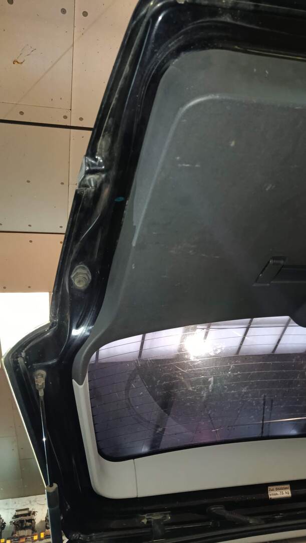 Foto: HECKKLAPPE / HECKDECKEL eines Opel Zafira 1.8 GLS